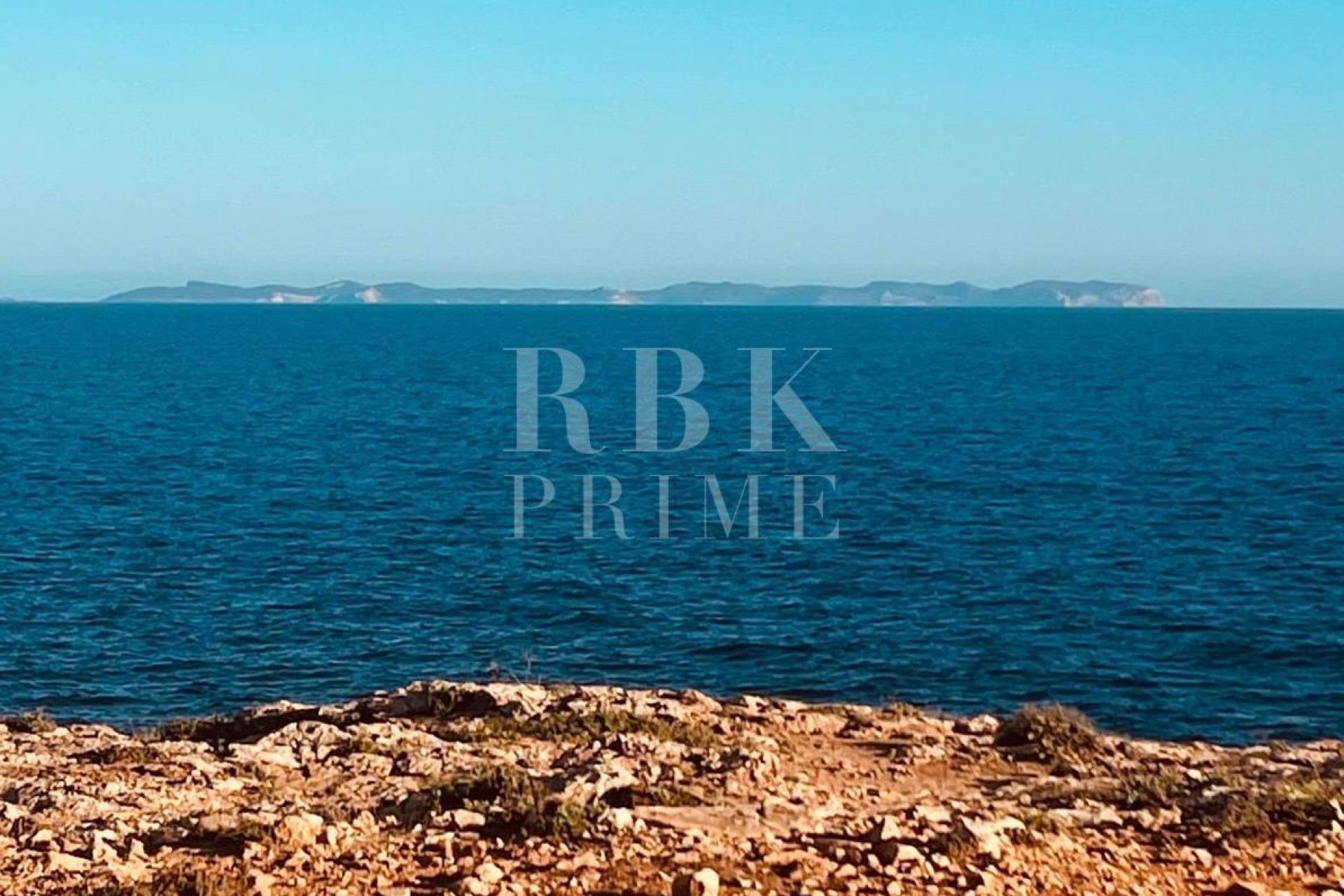 Available - Urban plot - Llucmajor
