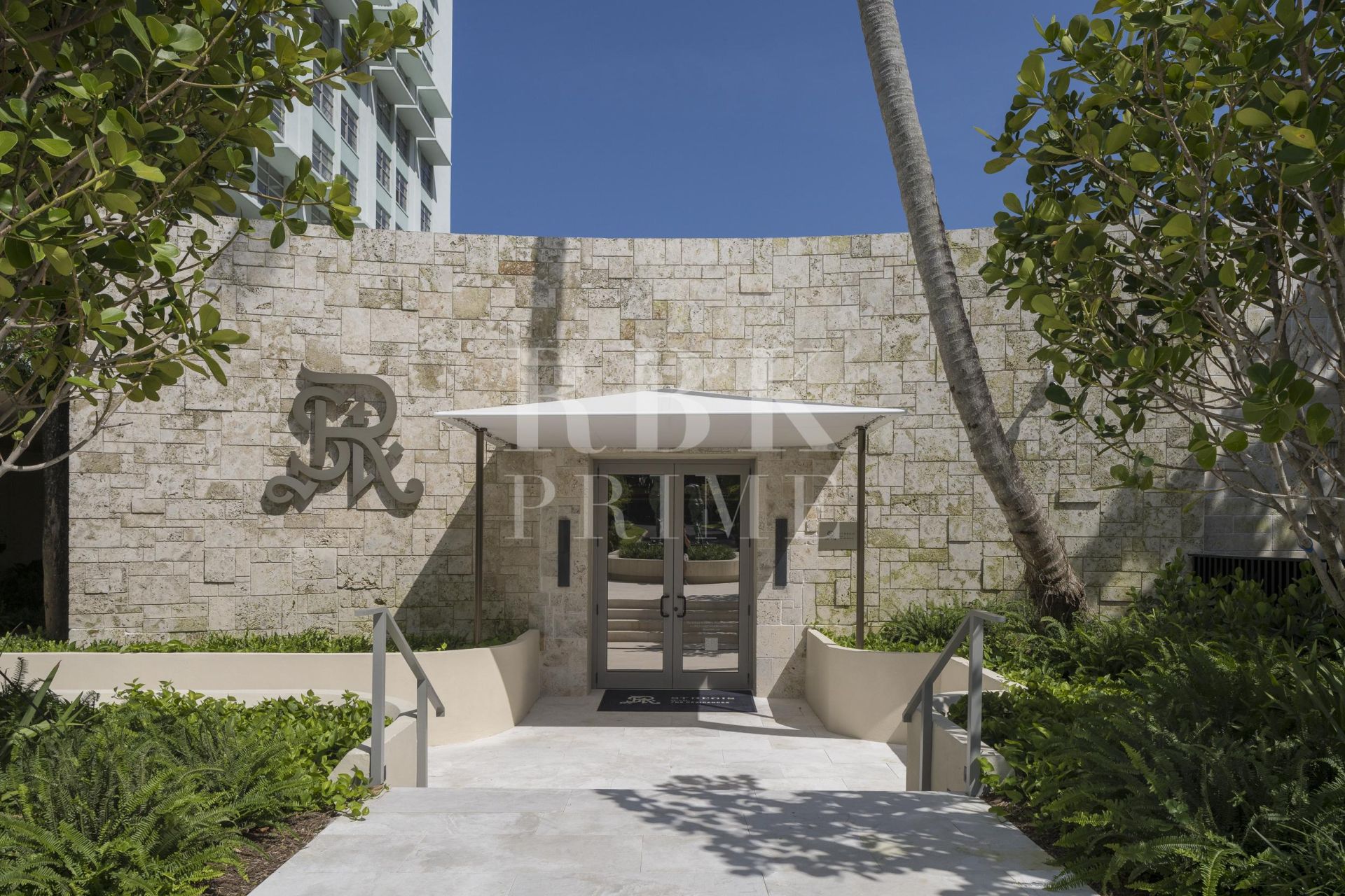 Available - Apartment - Miami-Dade