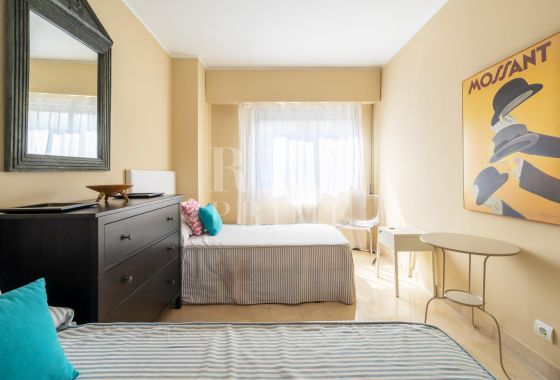 Penthouse · Available - Palma