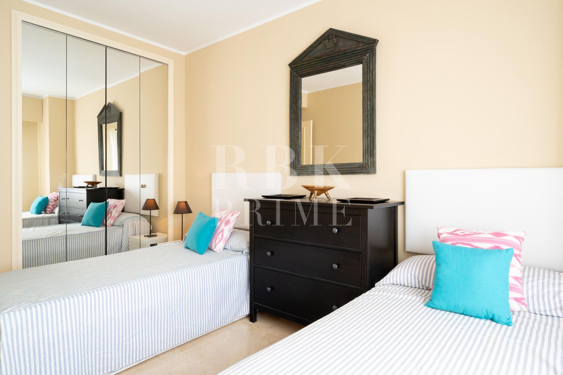 Available - Penthouse - Palma
