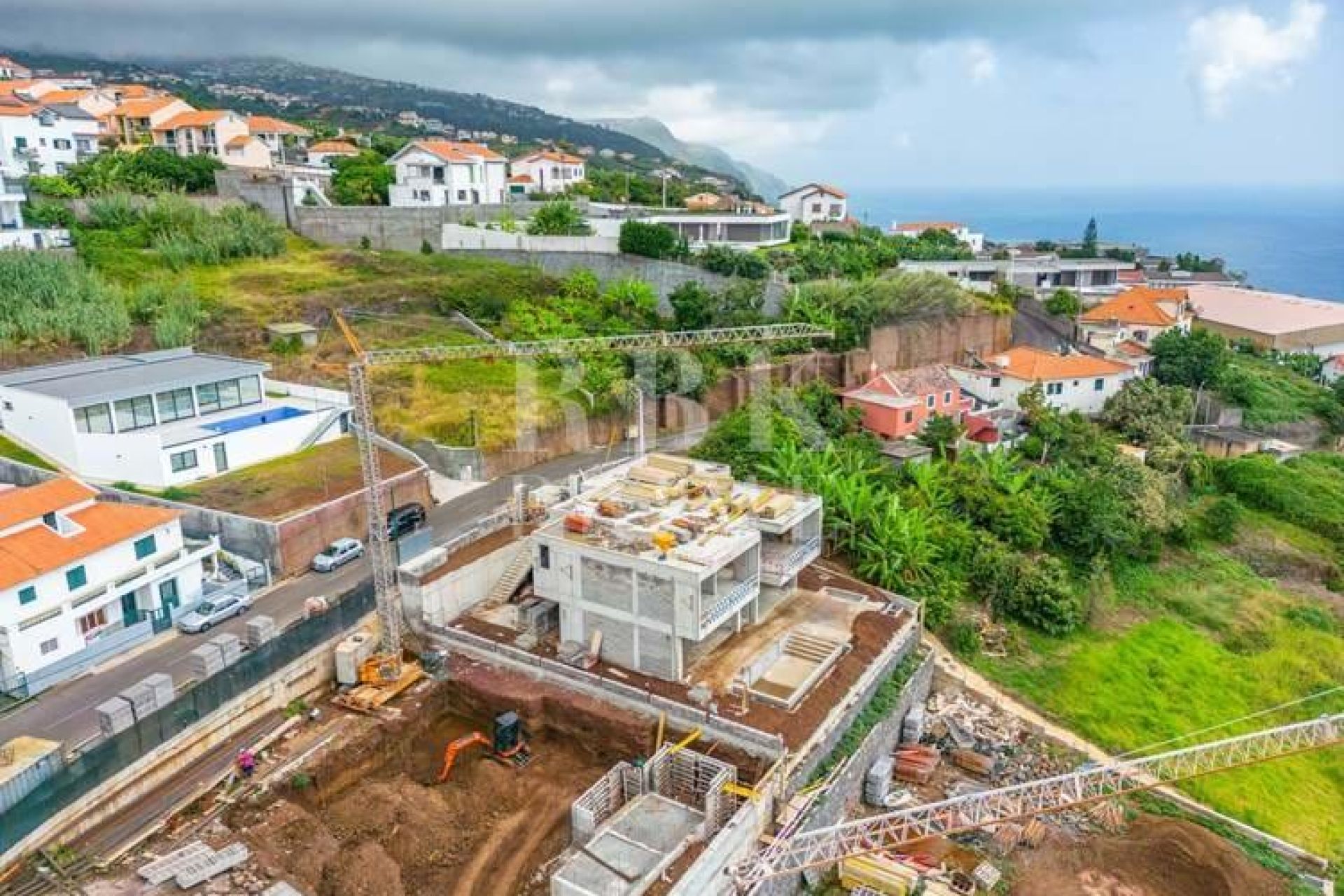 Available - Villa - Madeira