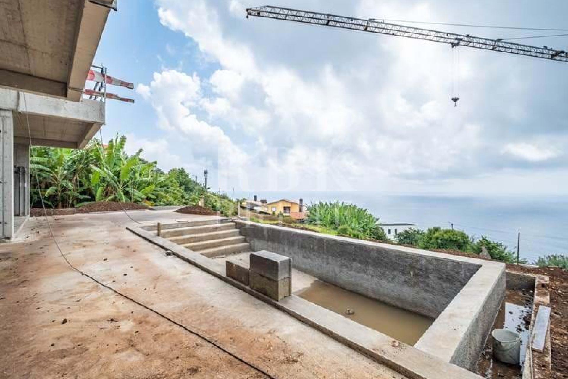Available - Villa - Madeira
