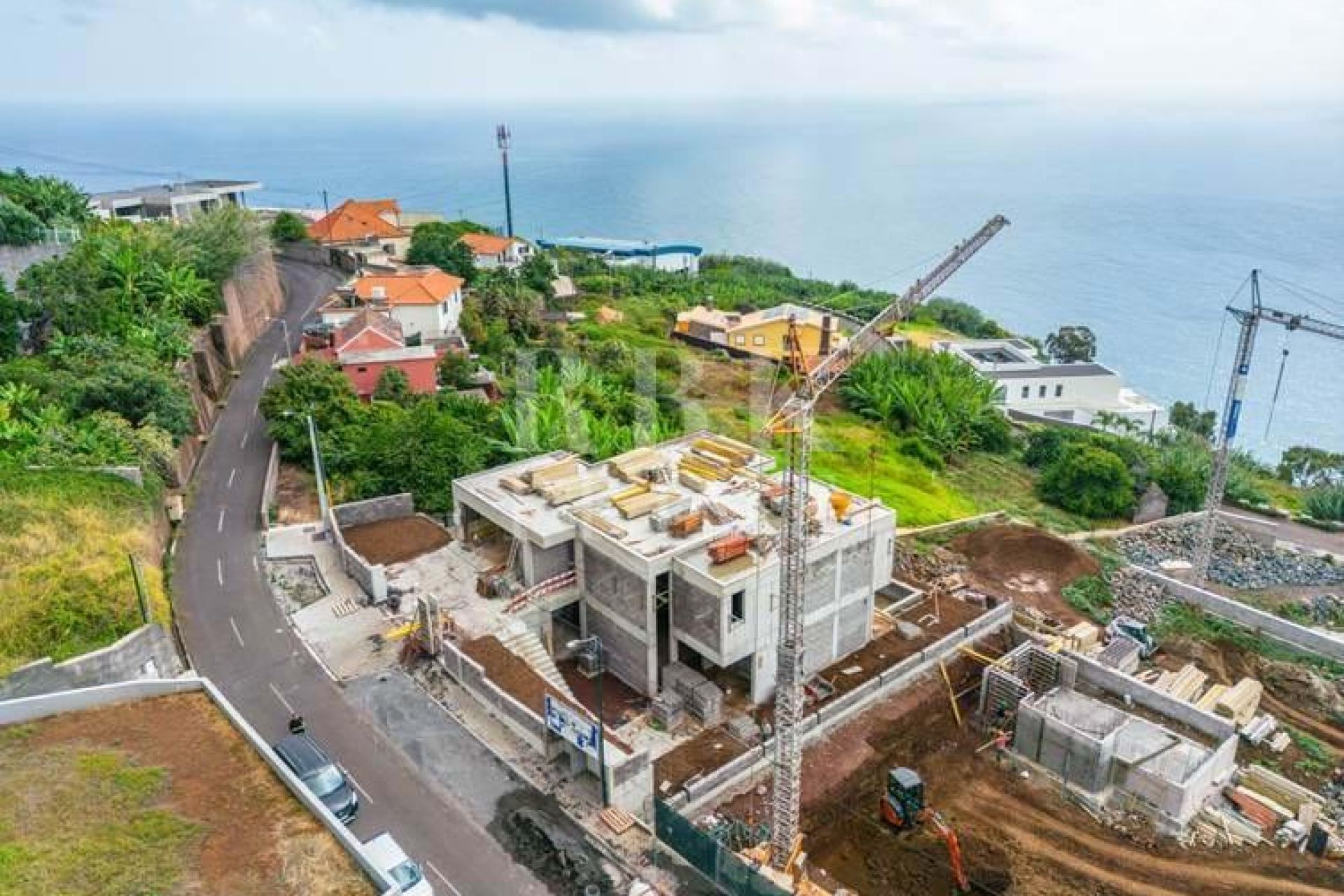 Available - Villa - Madeira