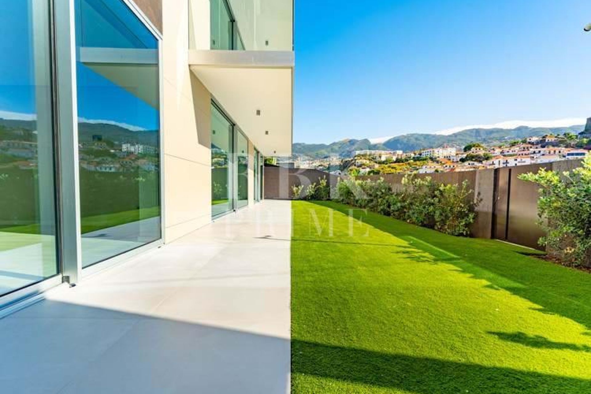 Available - Apartment - Madeira