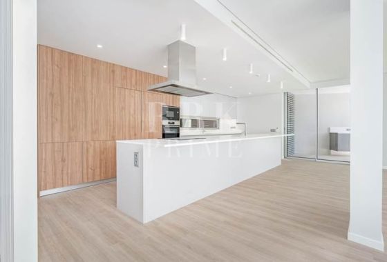 Apartment · Available - Madeira