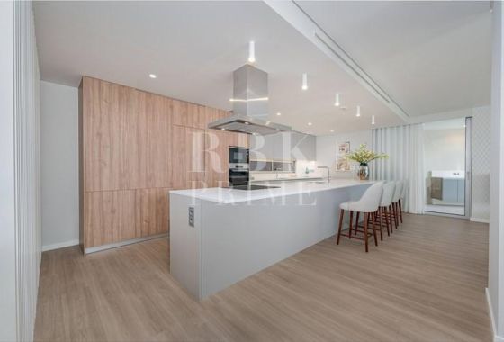 Apartment · Available - Madeira