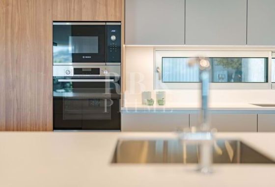 Apartment · Available - Madeira