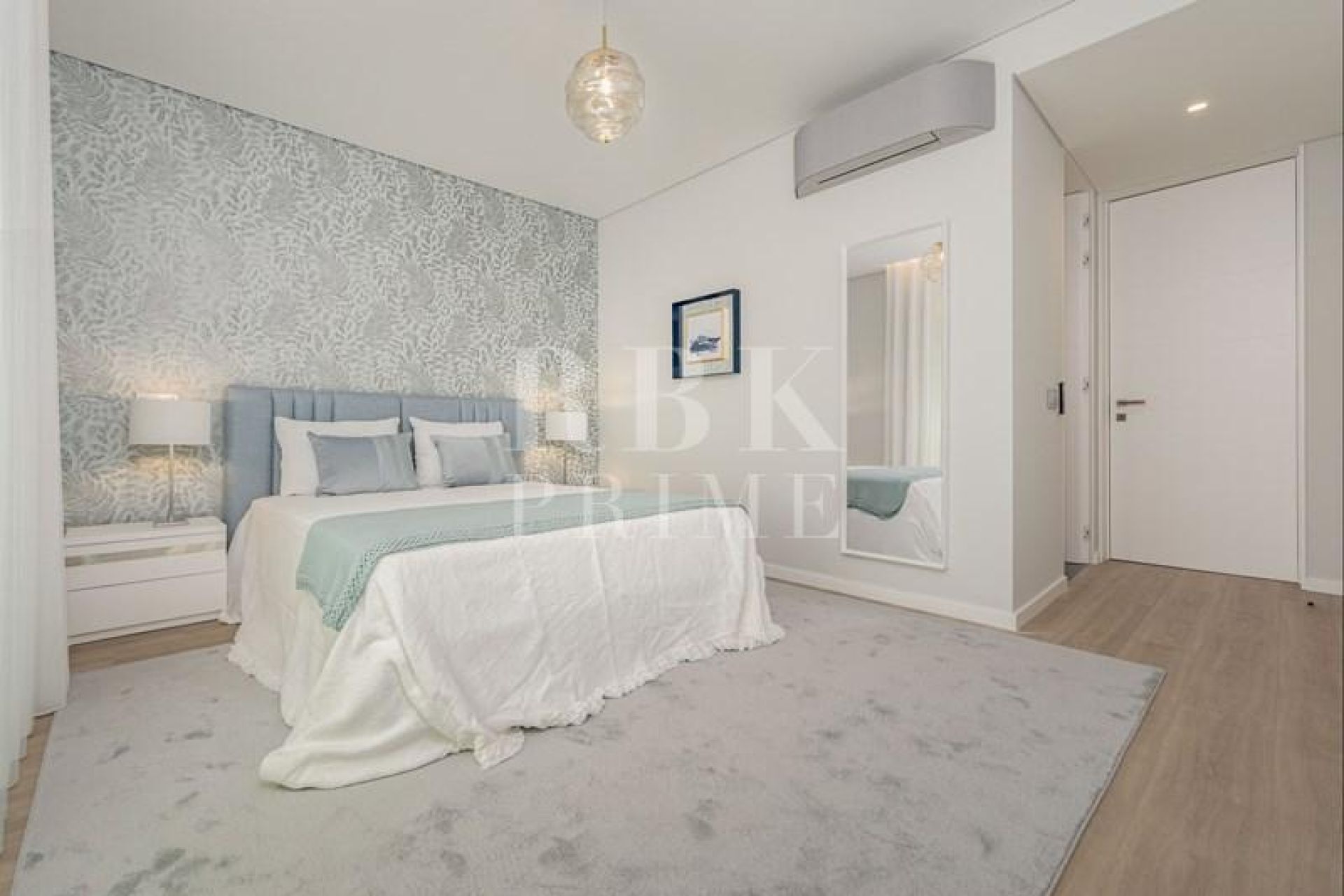 Available - Apartment - Madeira