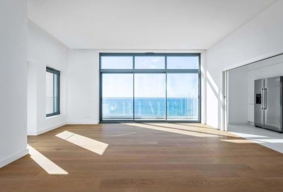 Apartment · Available - Madeira