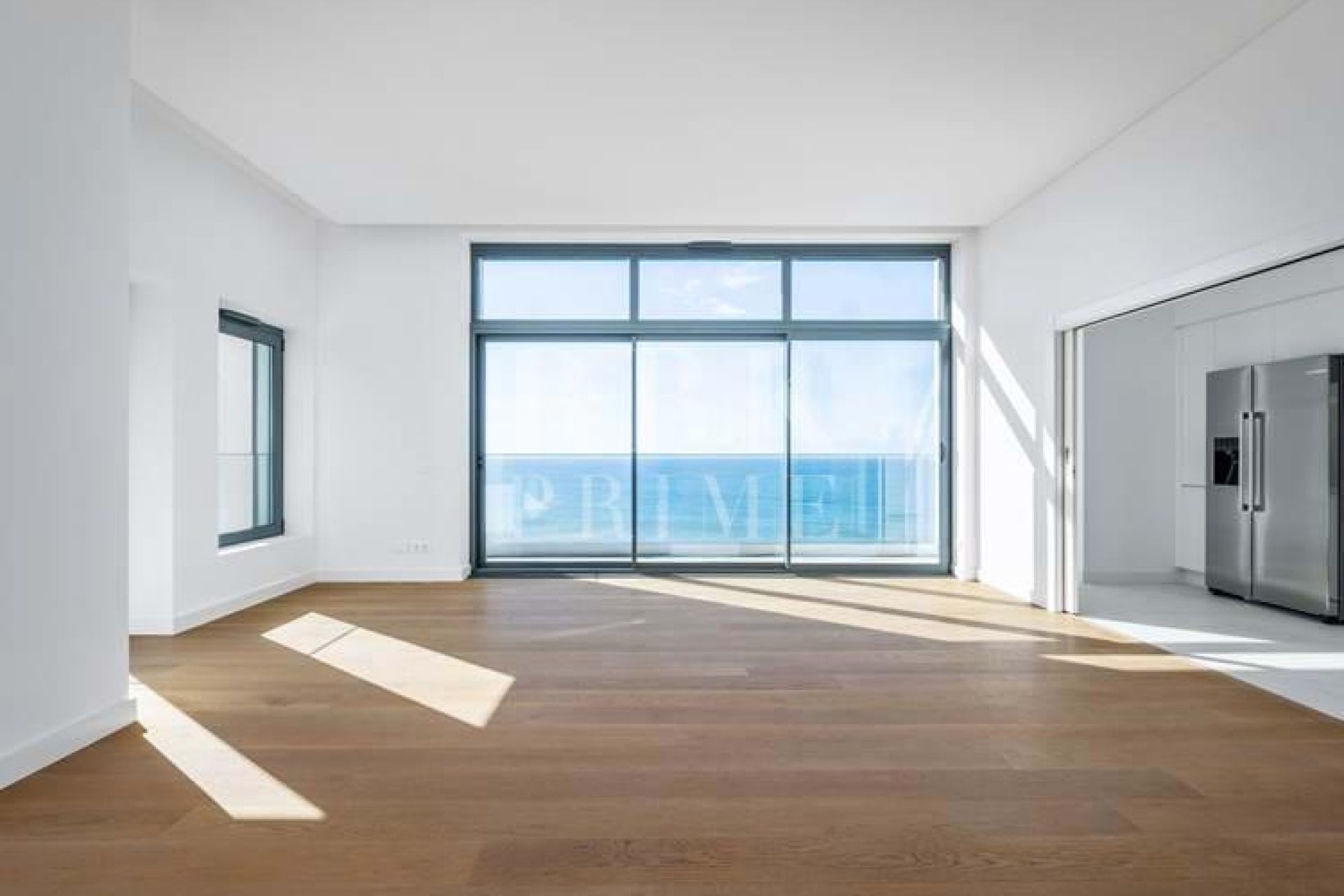 Available - Apartment - Madeira