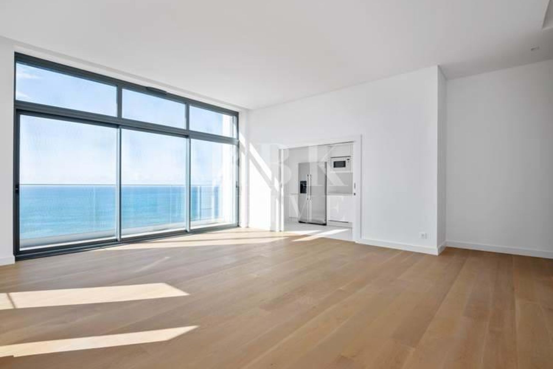 Available - Apartment - Madeira