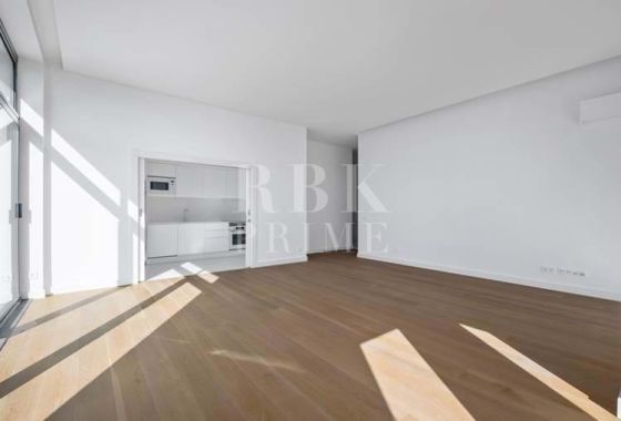 Apartment · Available - Madeira