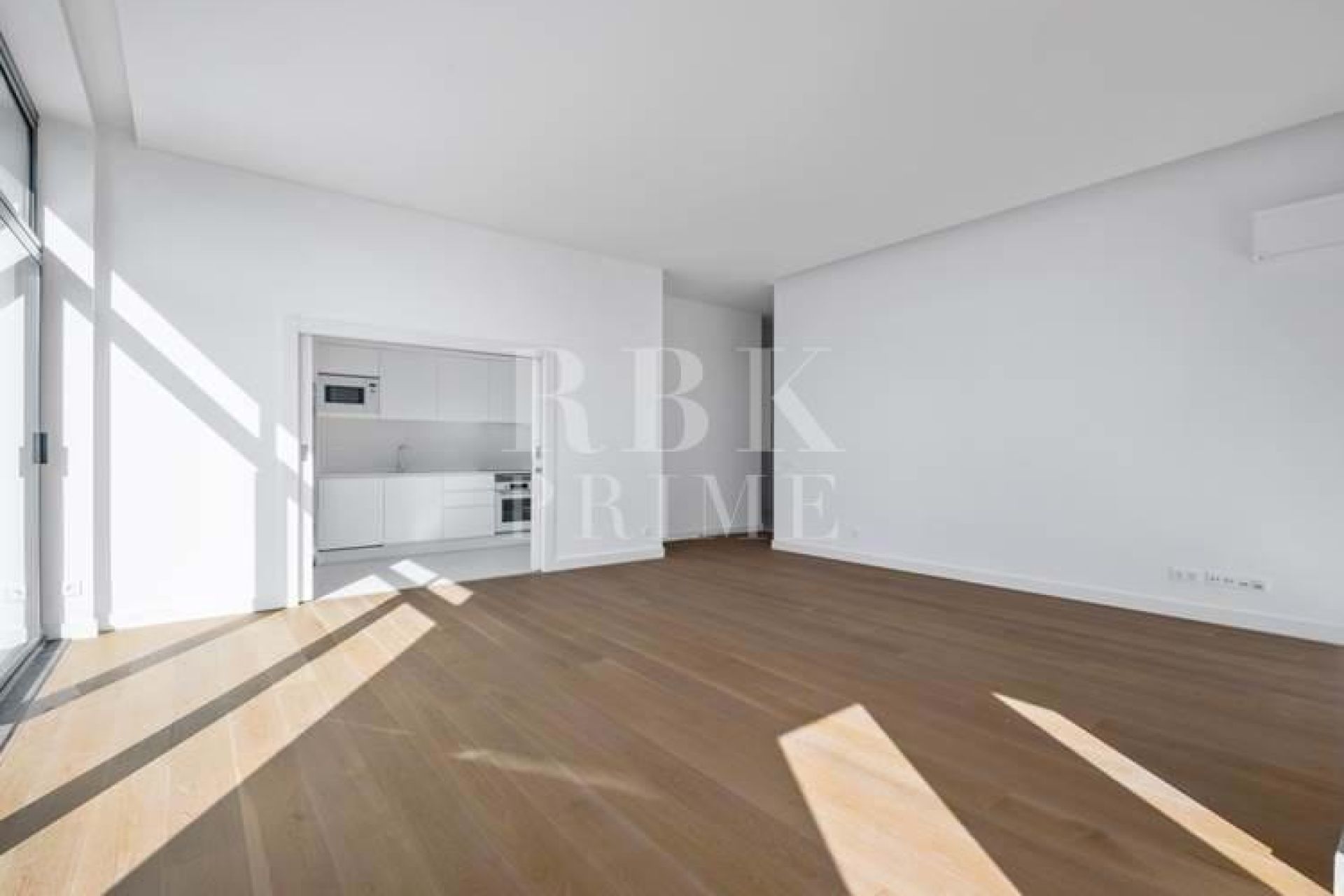 Available - Apartment - Madeira