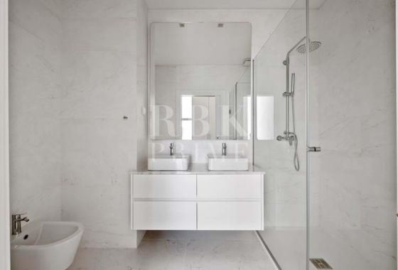 Apartment · Available - Madeira
