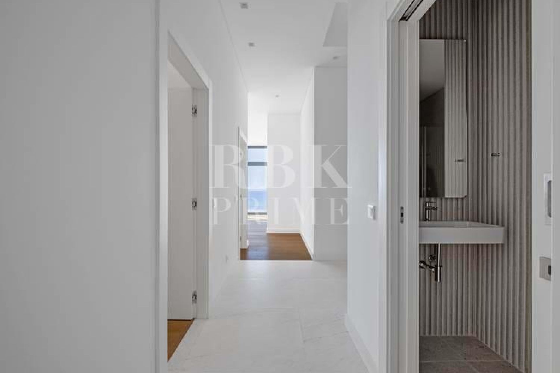 Available - Apartment - Madeira