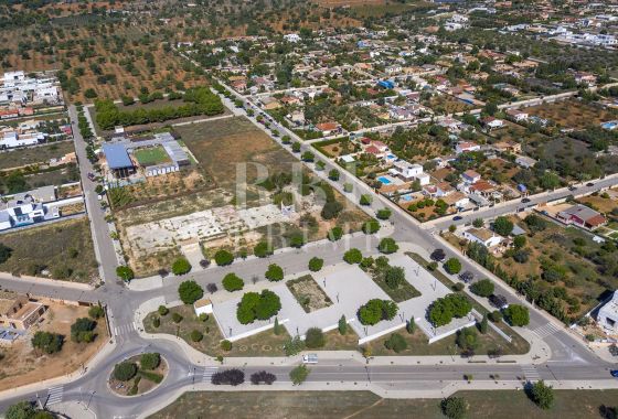 Urban plot · Available - Marratxí