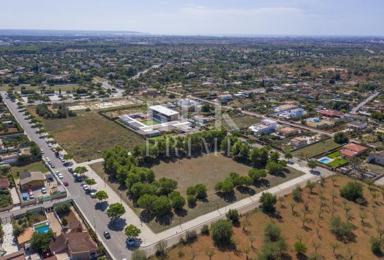 Urban plot · Available - Marratxí