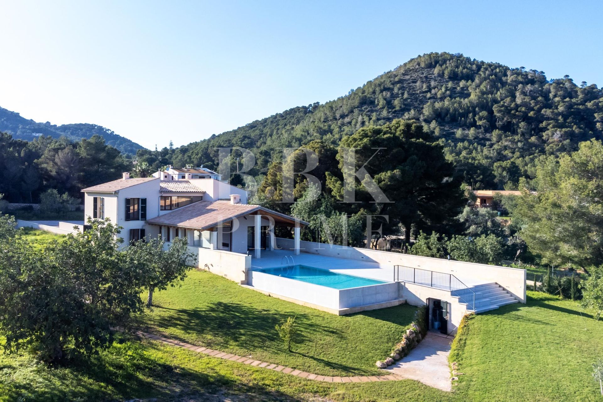Available - Villa - Capdepera