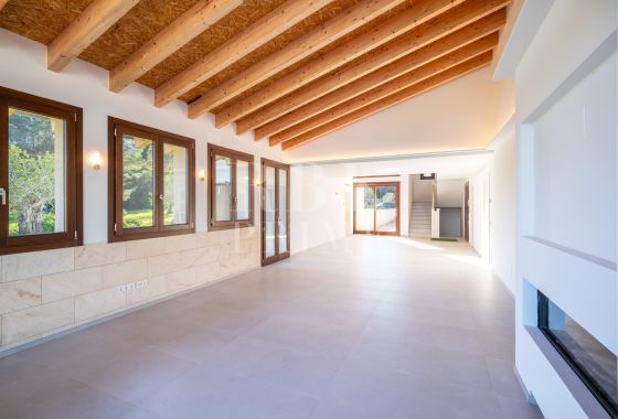 Available - Villa - Capdepera