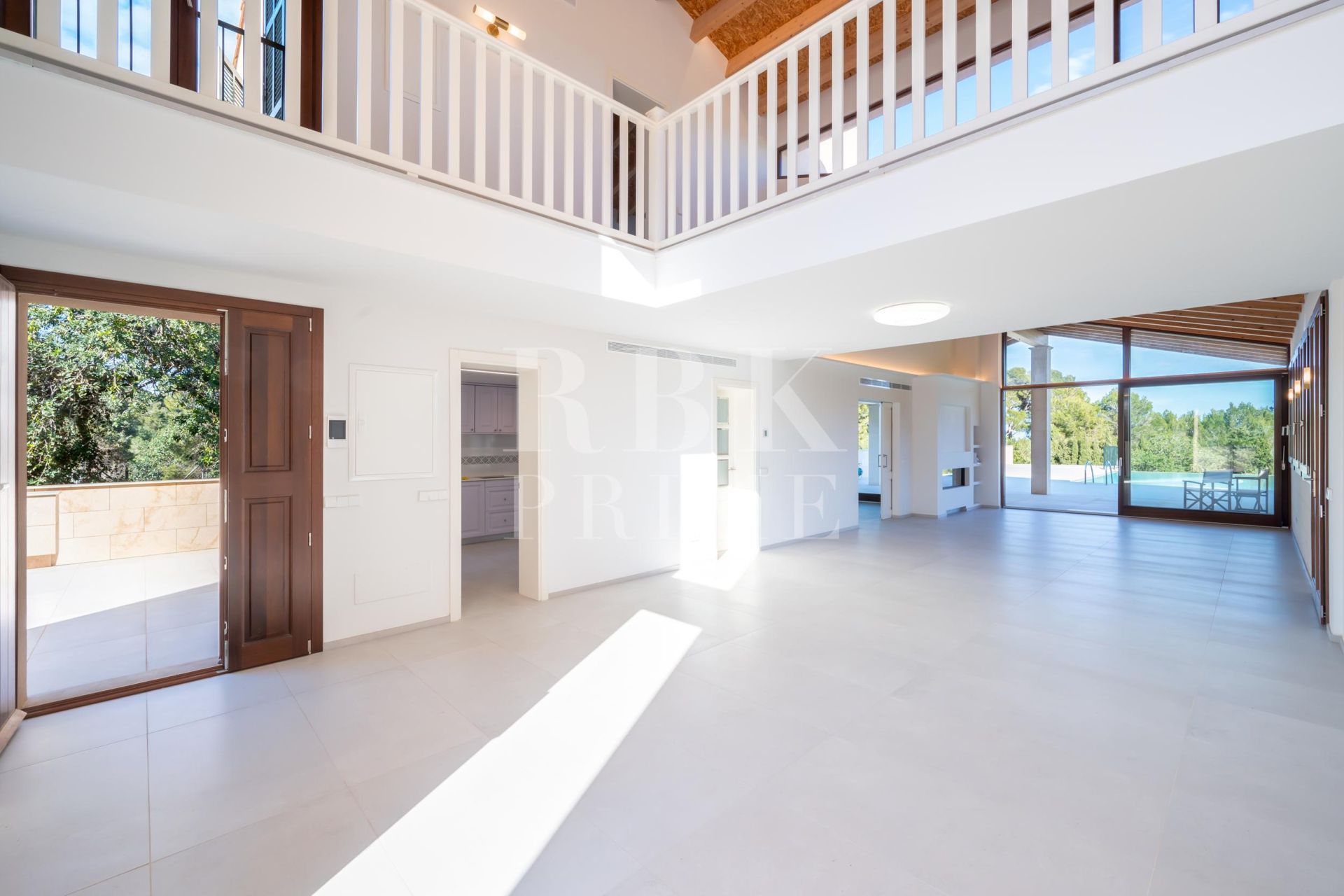 Available - Villa - Capdepera