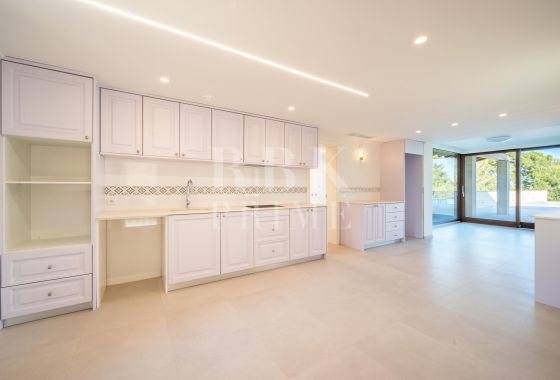 Available - Villa - Capdepera