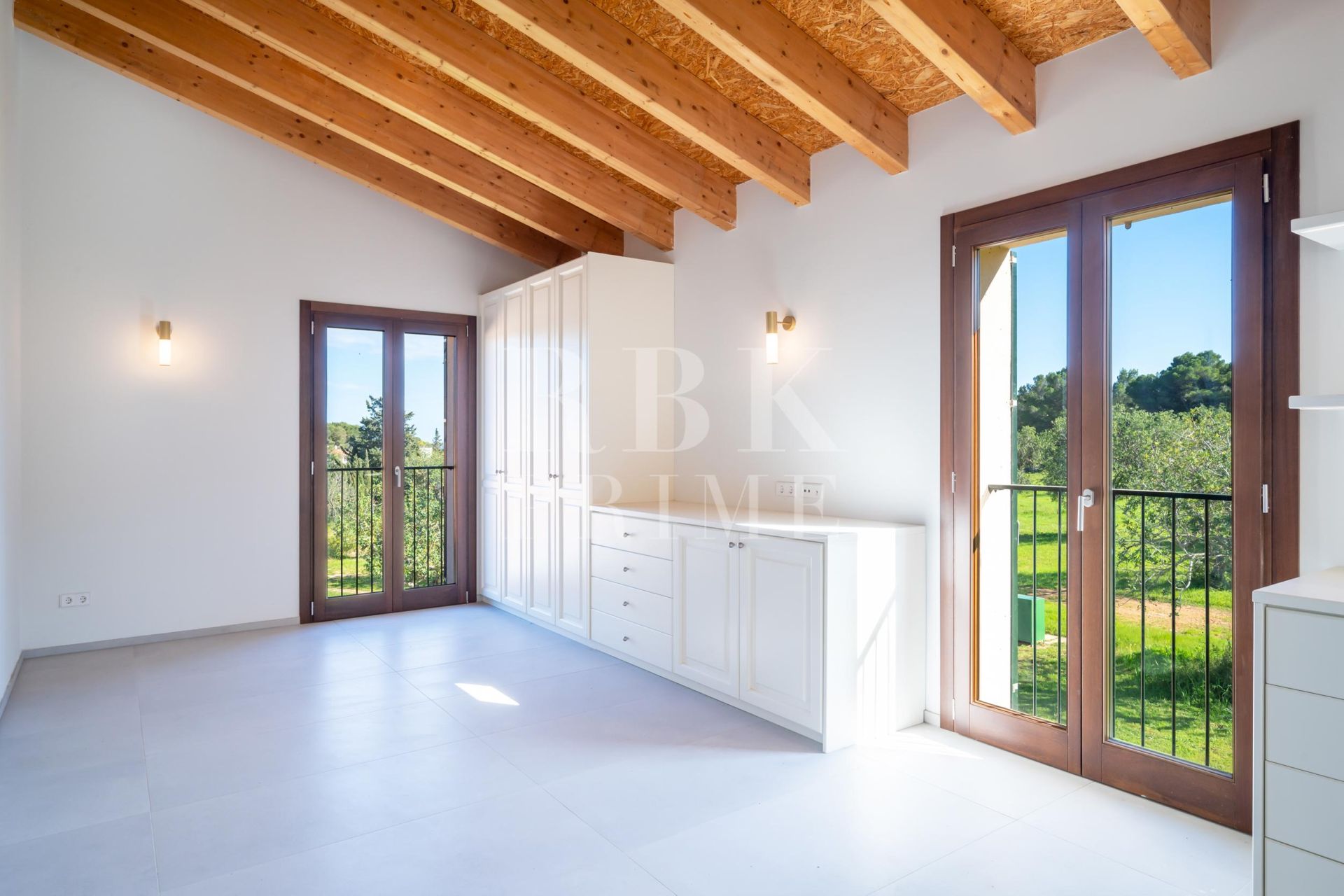 Available - Villa - Capdepera