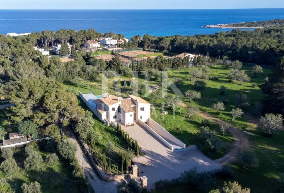 Available - Villa - Capdepera