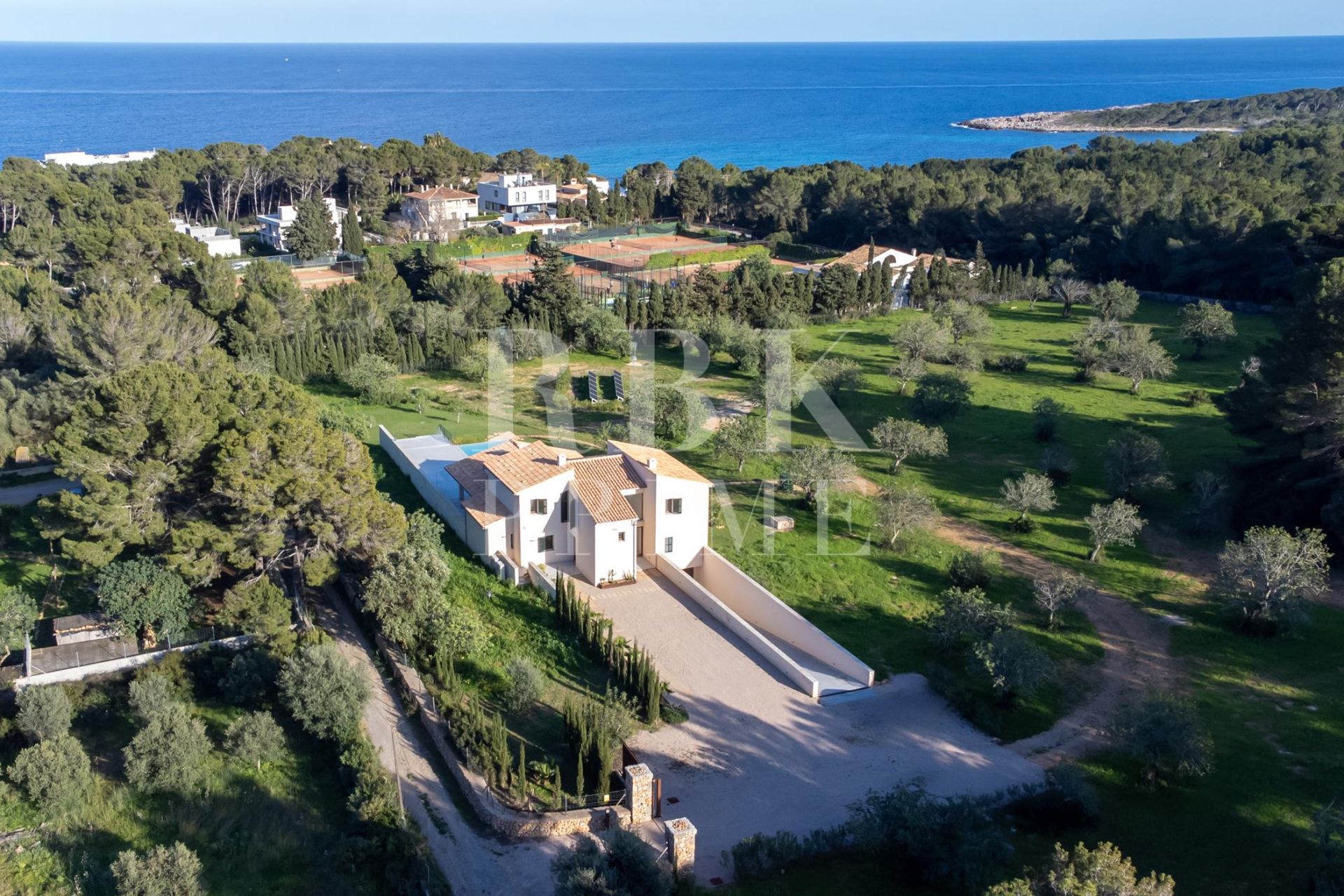 Available - Villa - Capdepera