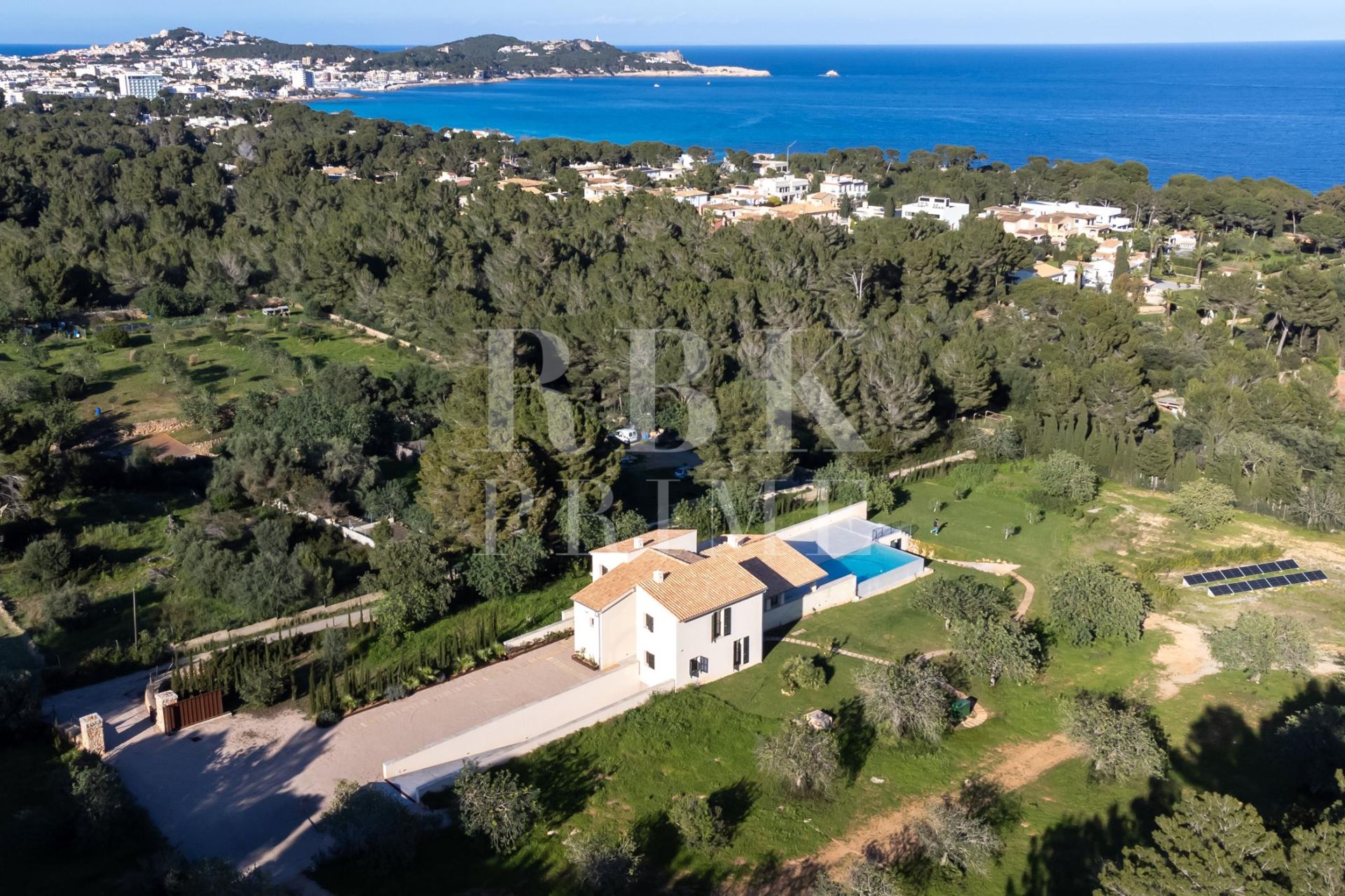 Available - Villa - Capdepera
