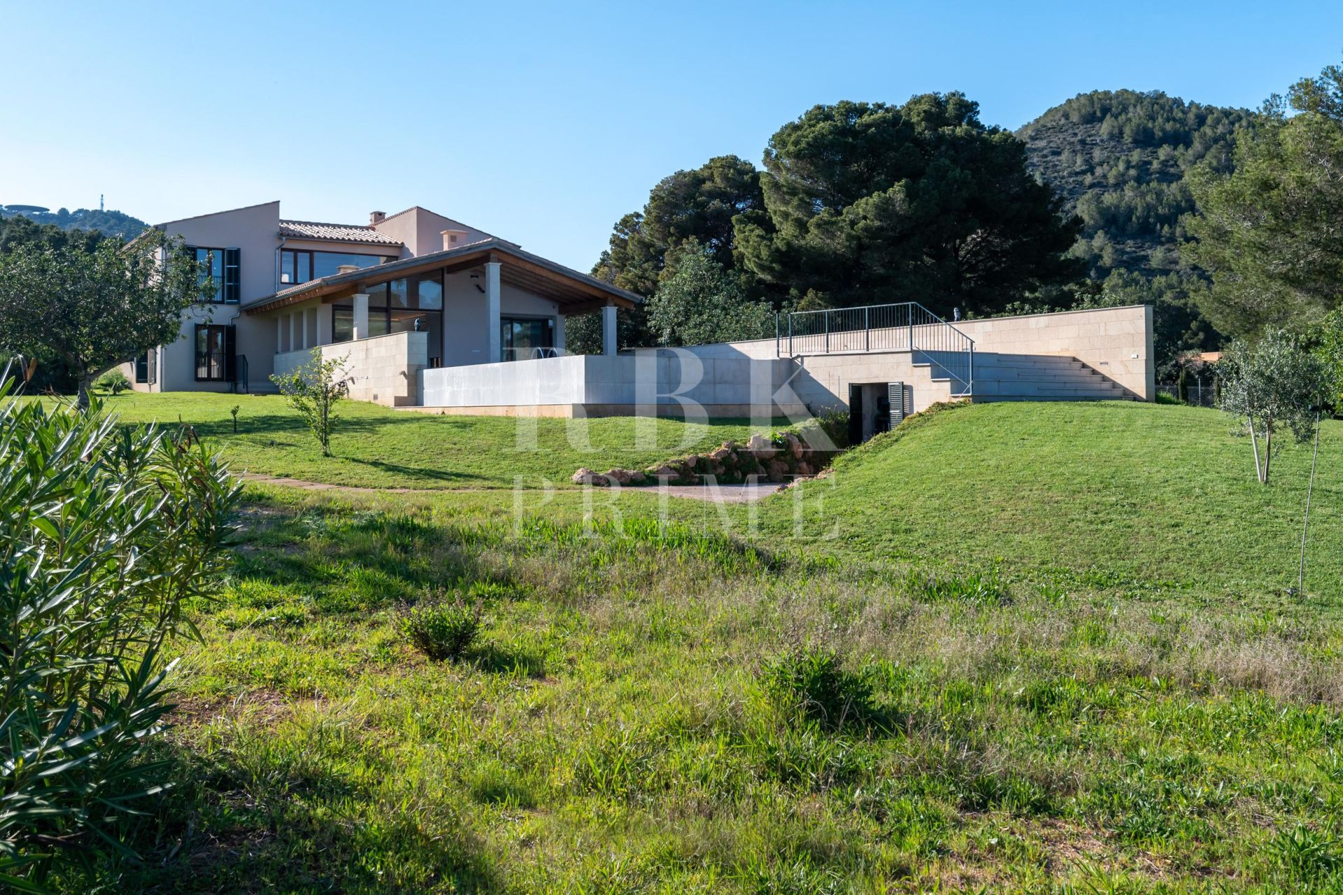 Available - Villa - Capdepera