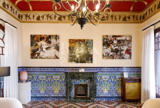 Palace · Available - Palma
