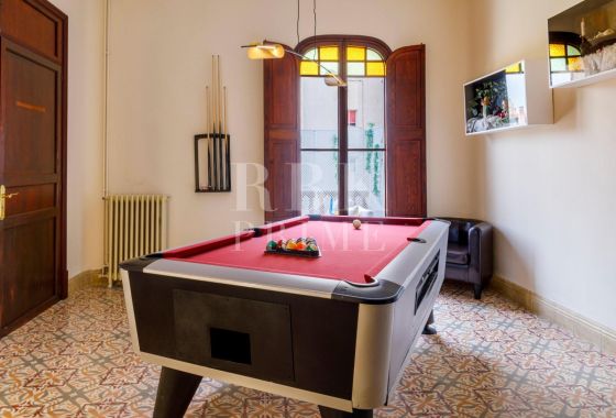 Palace · Available - Palma