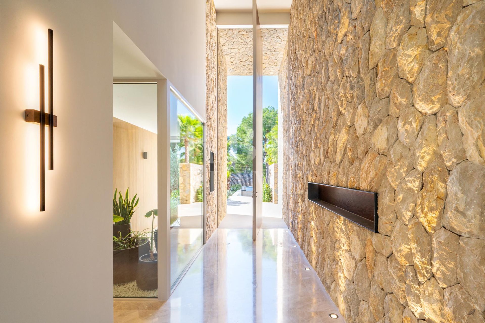 Available - Villa - Calvià
