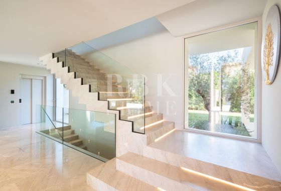Villa · Available - Calvià