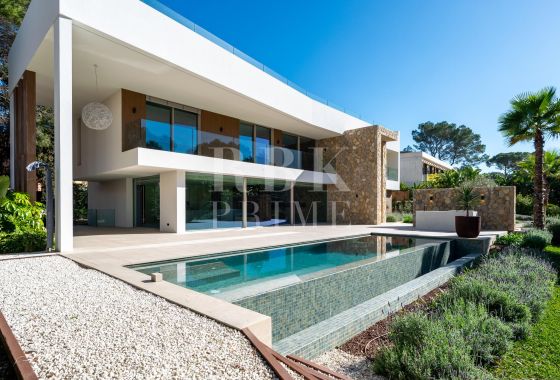 Villa · Available - Calvià