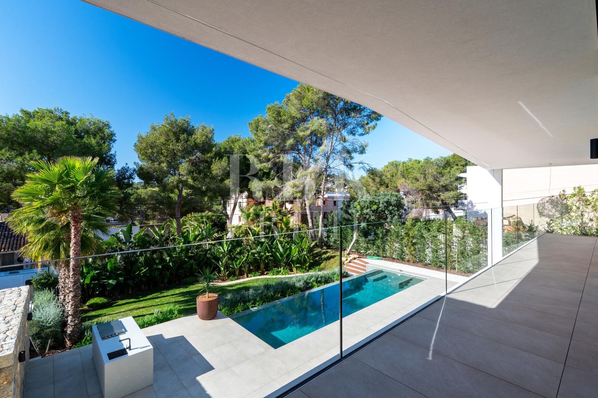 Available - Villa - Calvià