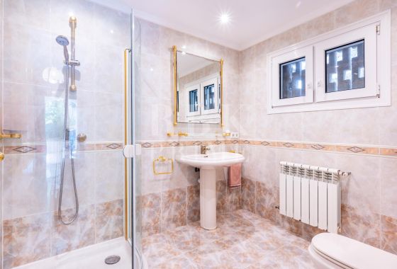 Available - Detached house - Calvià