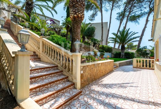 Available - Detached house - Calvià