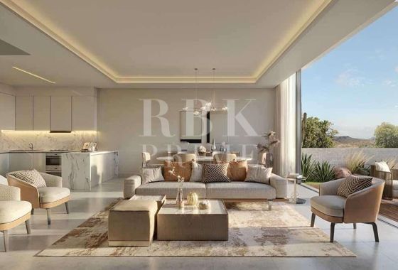 Available - Semi-detached house - Muscat
