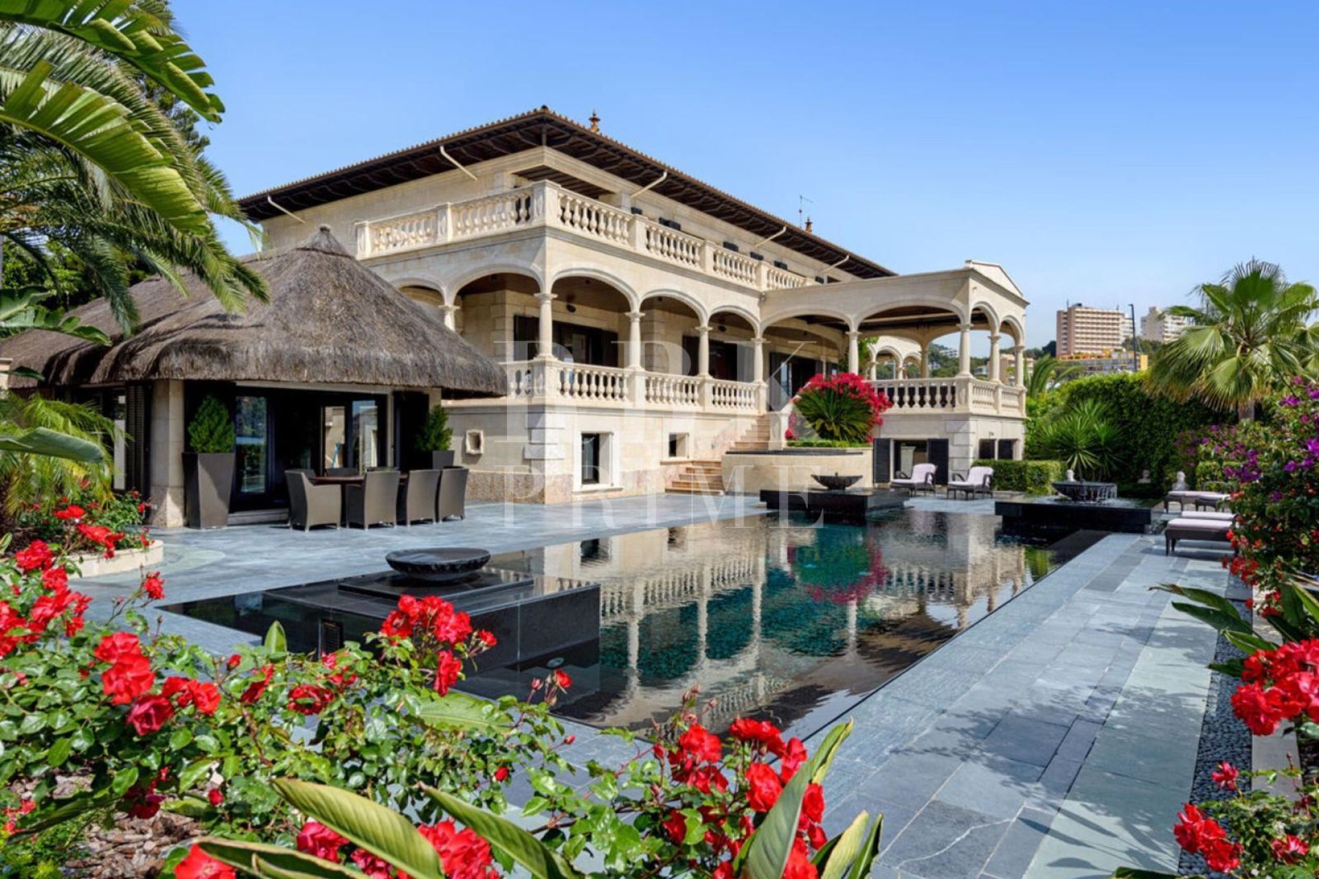 Available - Villa - Calvià