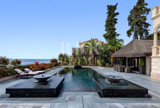 Villa · Available - Calvià