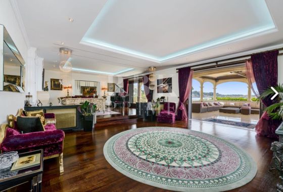 Villa · Available - Calvià