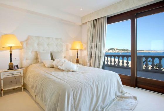 Villa · Available - Calvià