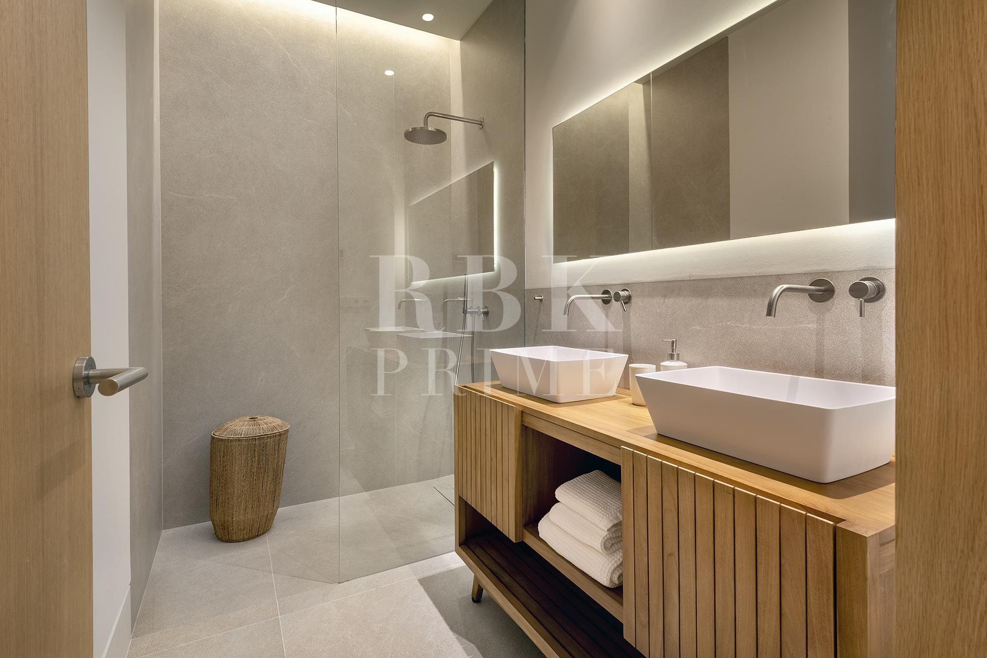 Available - Ground floor - Palma
