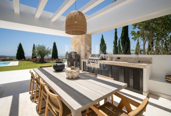 Villa · Available - Málaga