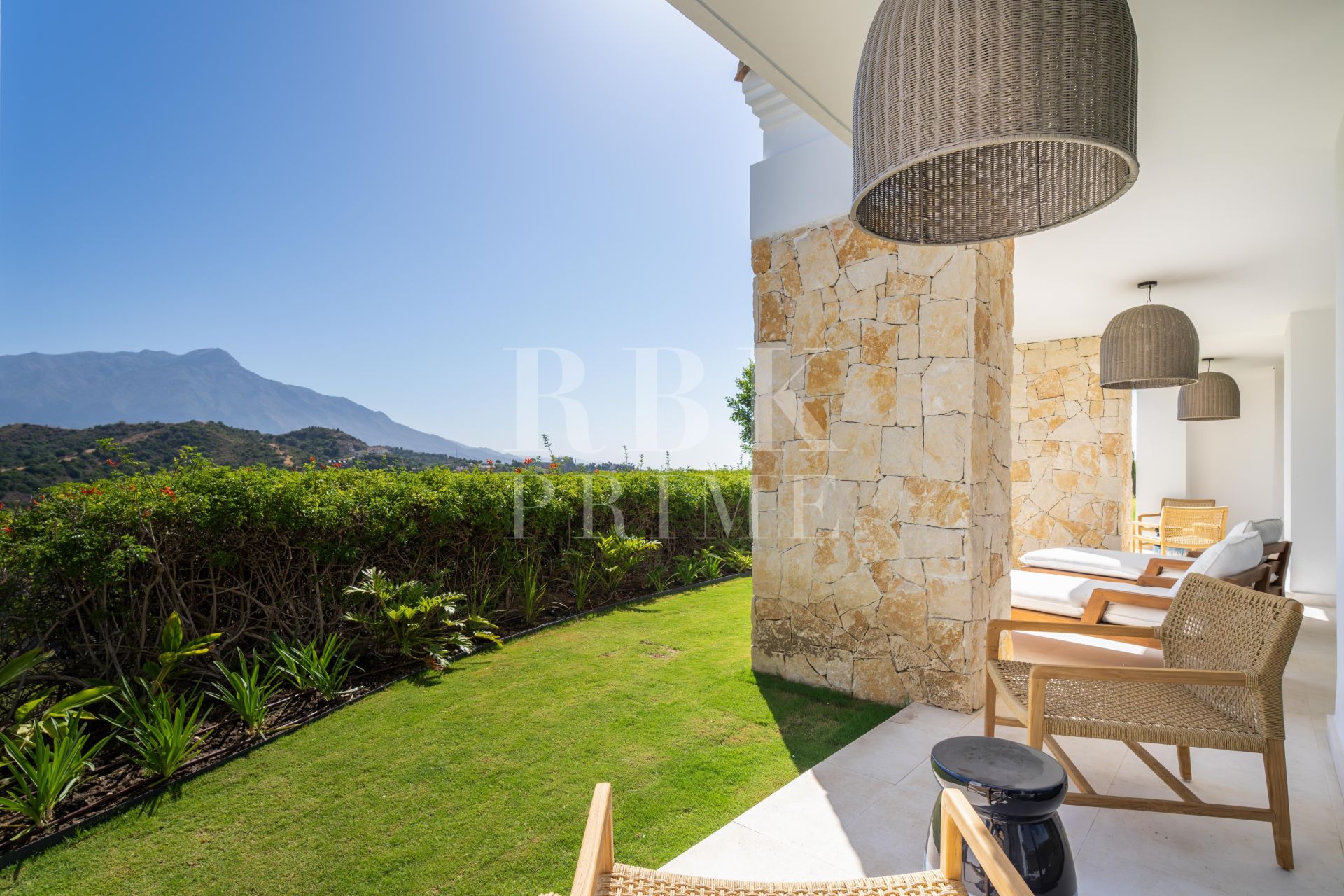 Available - Villa - Málaga - Costa del Sol