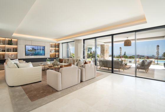 Villa · Available - Málaga