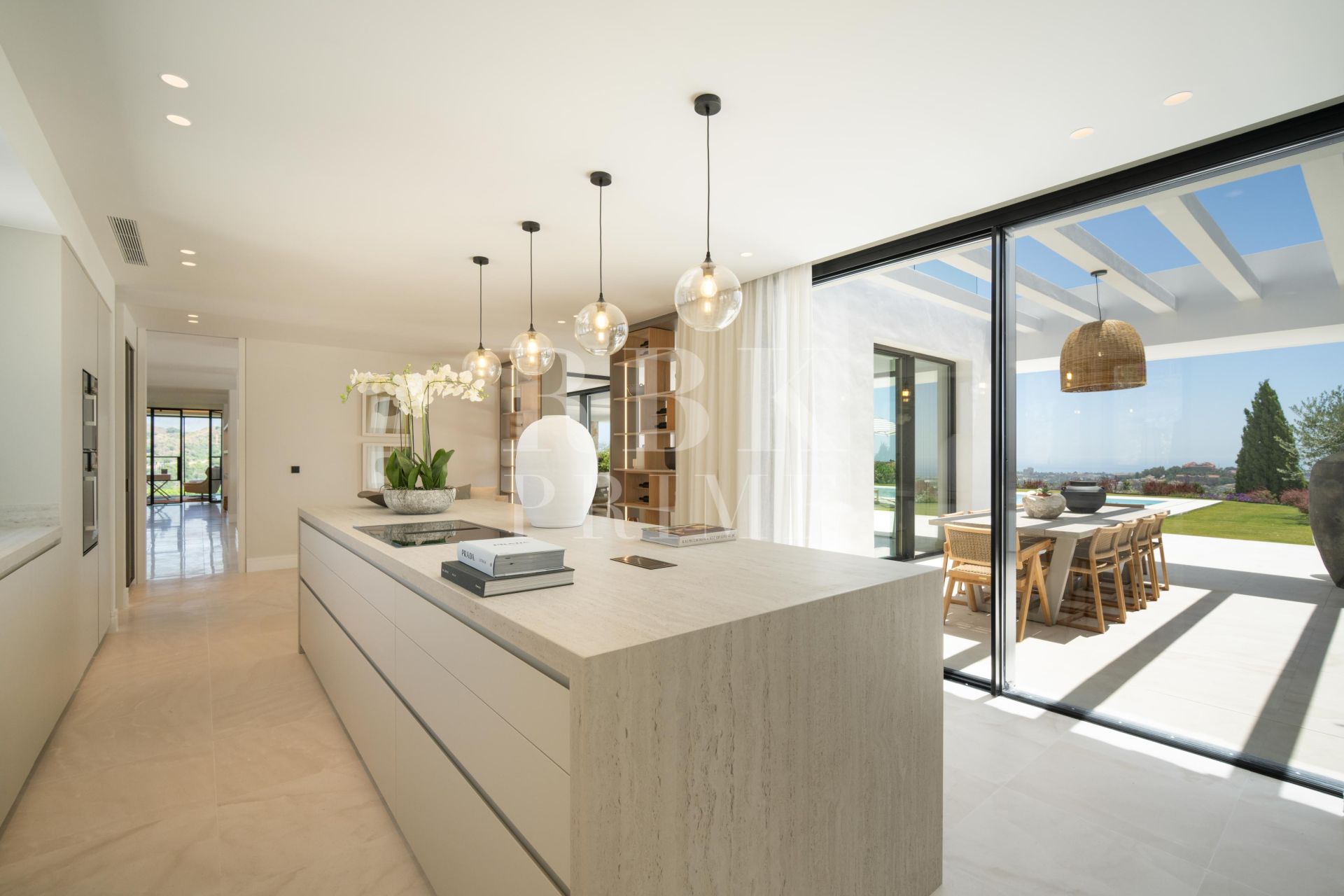 Available - Villa - Málaga - Costa del Sol