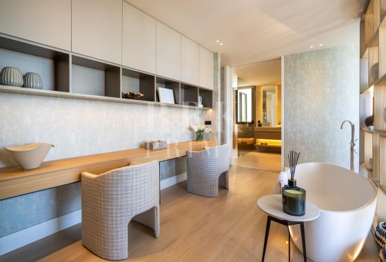 Villa · Available - Málaga