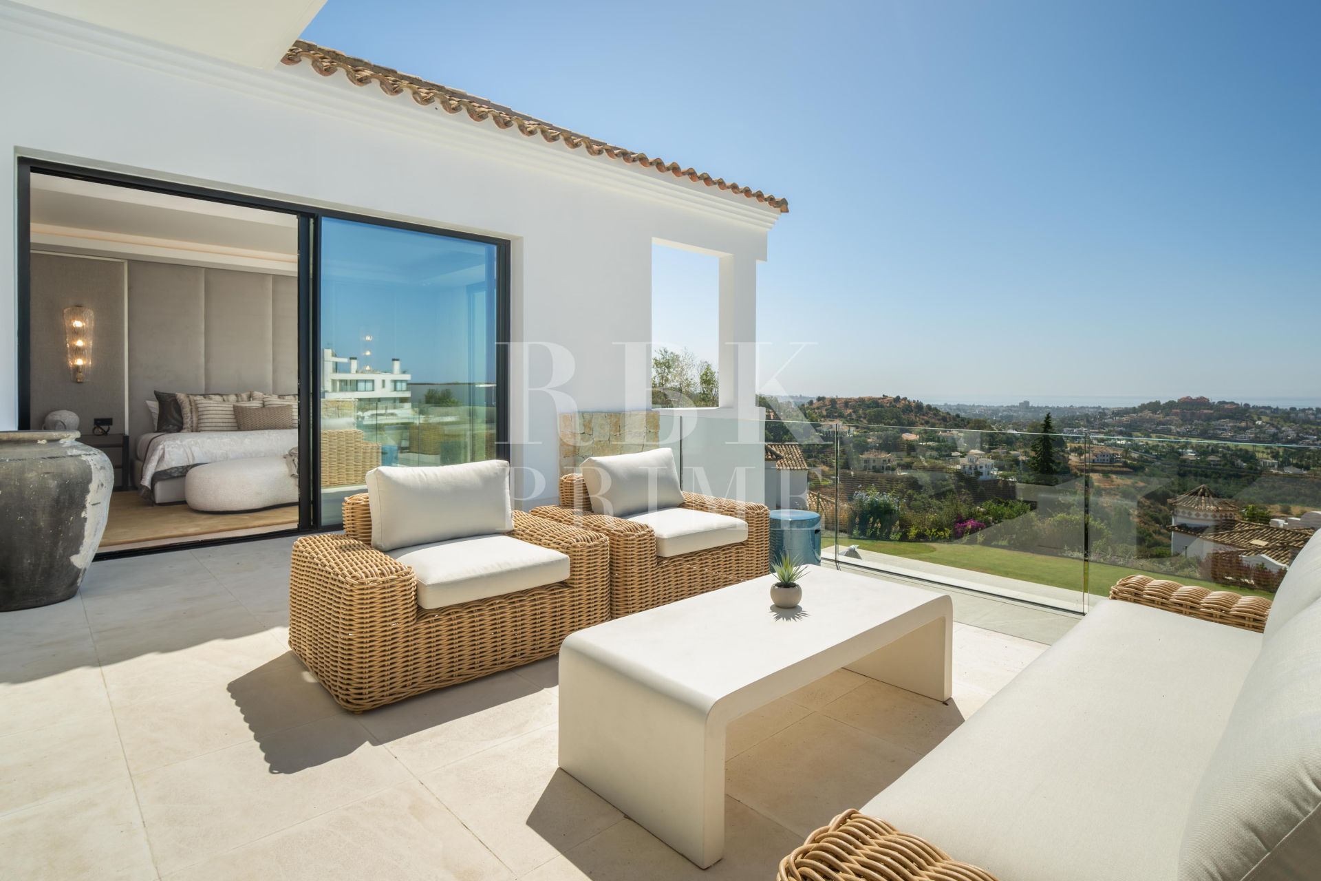 Available - Villa - Málaga - Costa del Sol